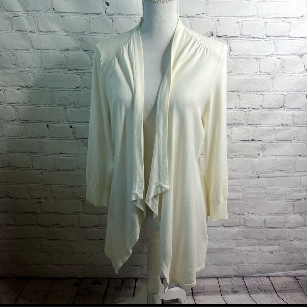 White House Black Market Waterfall Front Cardigan Large